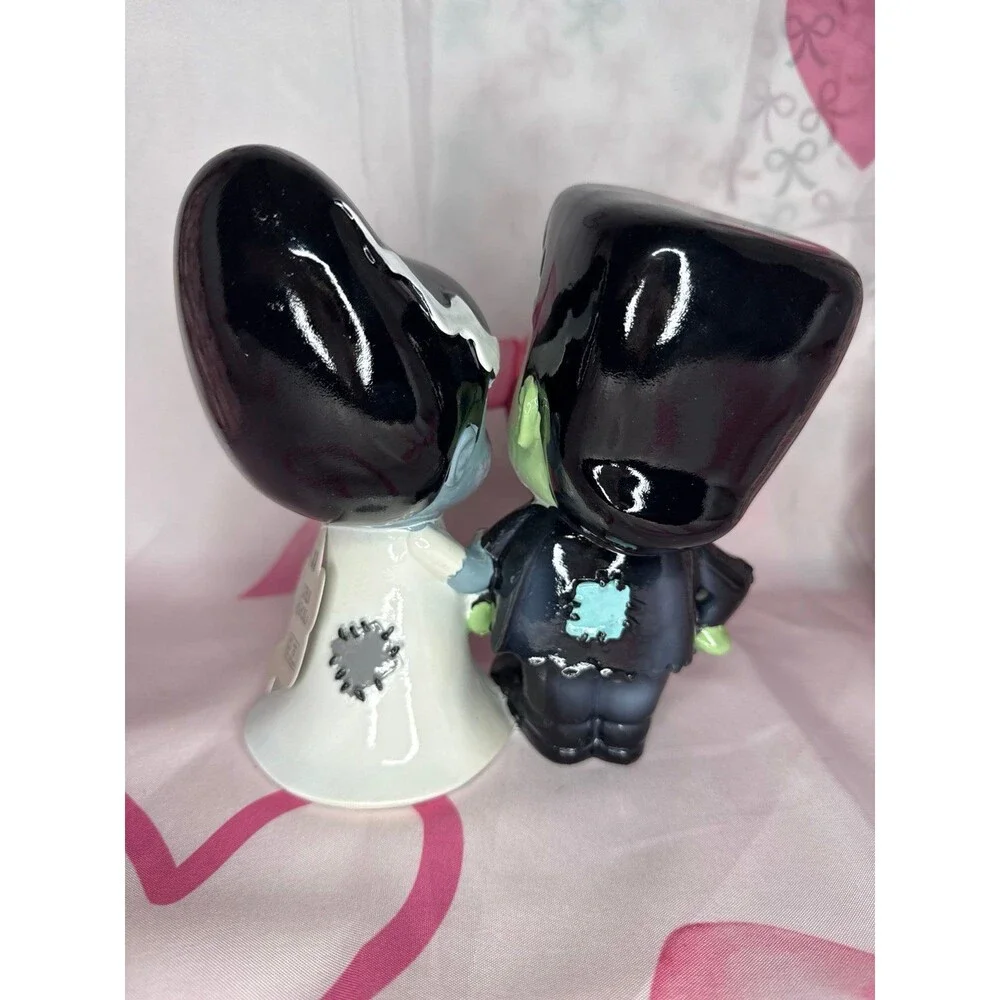 VIRAL HALLOWEEN FRANKENSTEIN BRIDE COUPLE HALLOWEEN FIGURINE